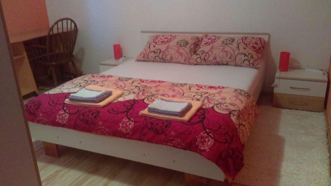 Apartman Franjicic Korenica Eksteriør billede